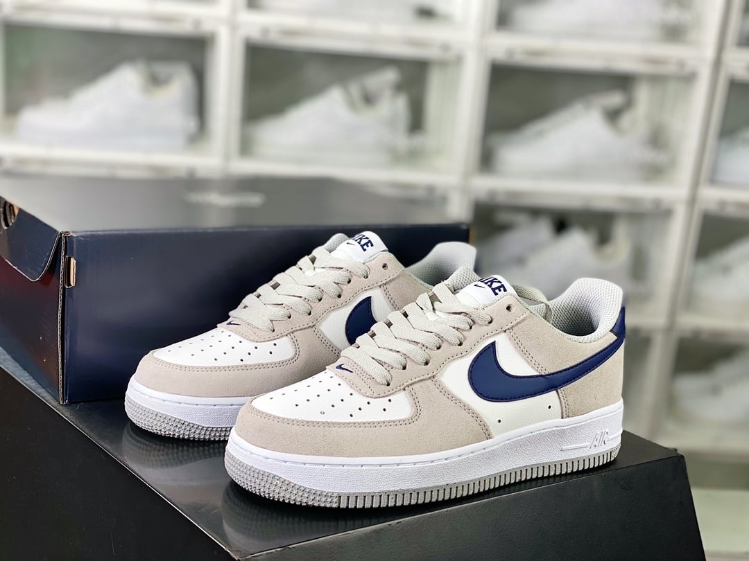 Nike Camurça Cinza e Navy