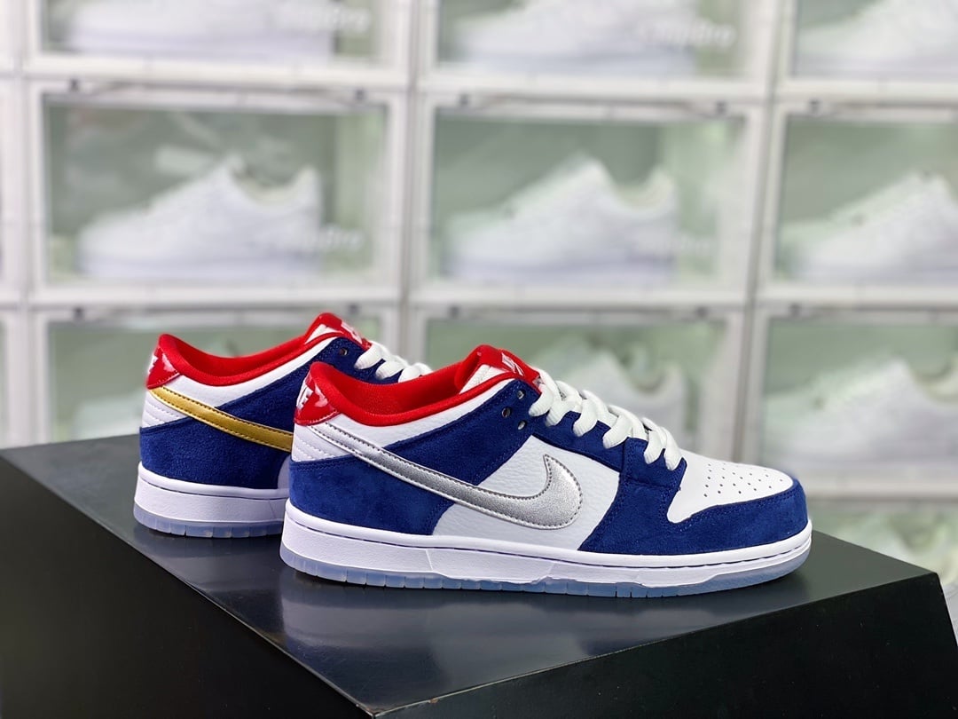 NK Dunk Low BMW 2006 Ouro e Prata