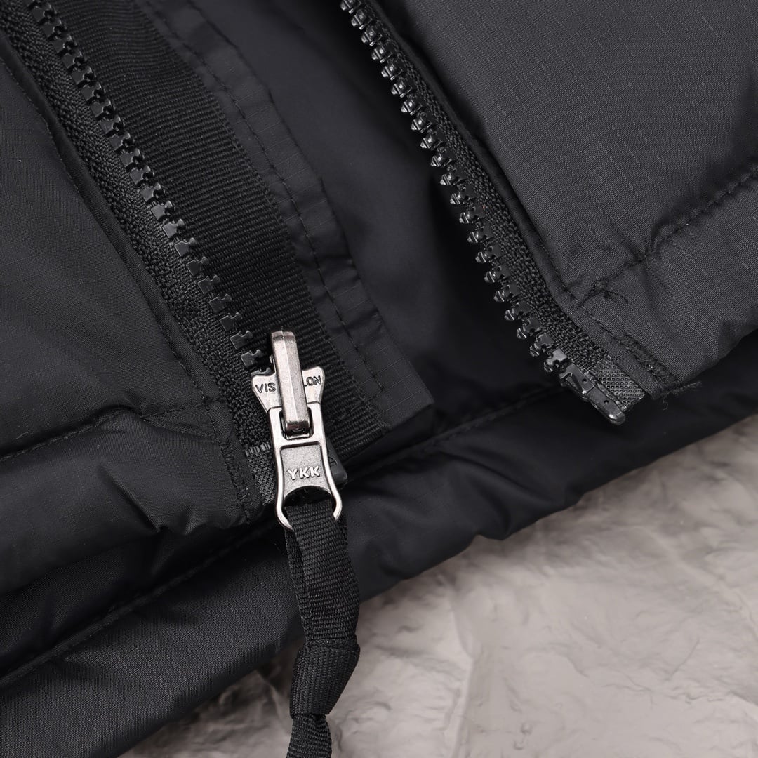 The North Face classic 700 preto  - Vista 6