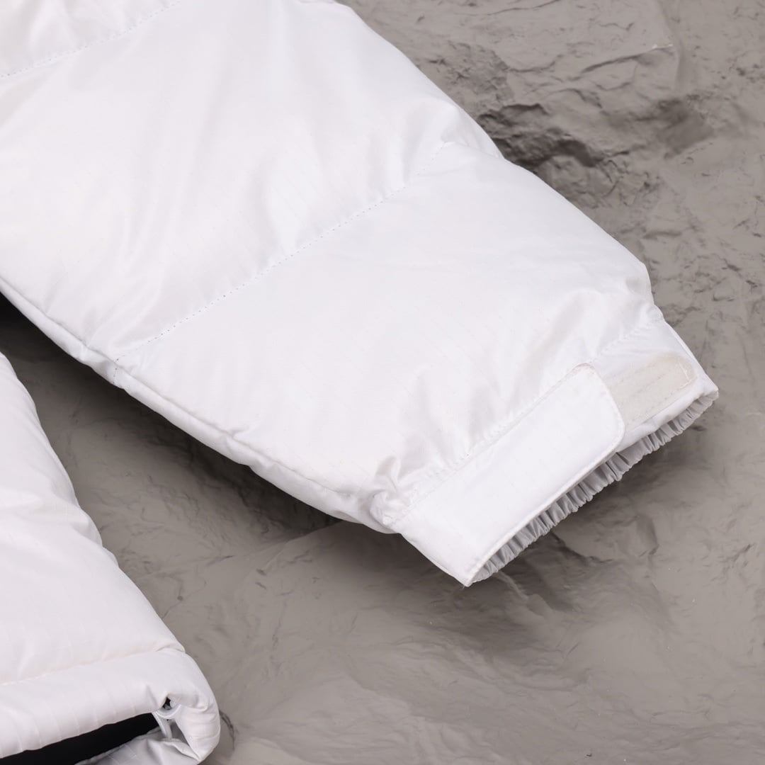 The North Face classic 700 branco - Vista 7