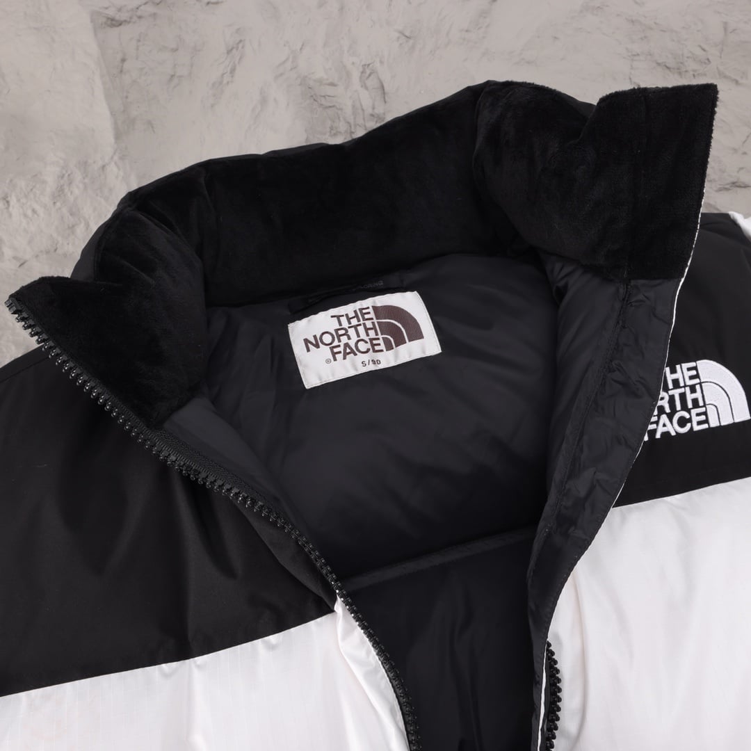 The North Face classic 700 branco - Vista 3