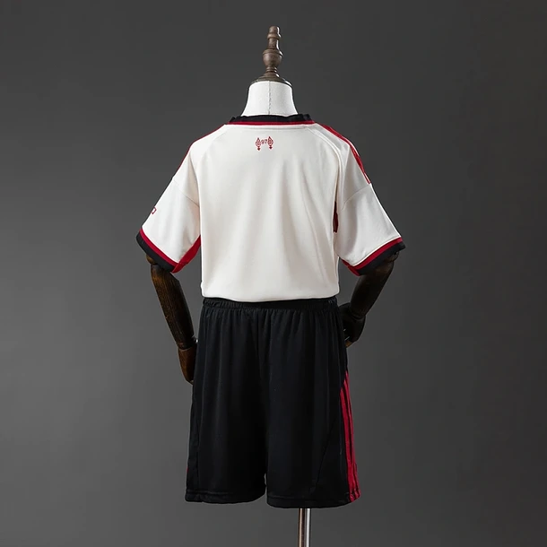 Kit Criança Liverpool Alternativa 2025/26 - Vista 2