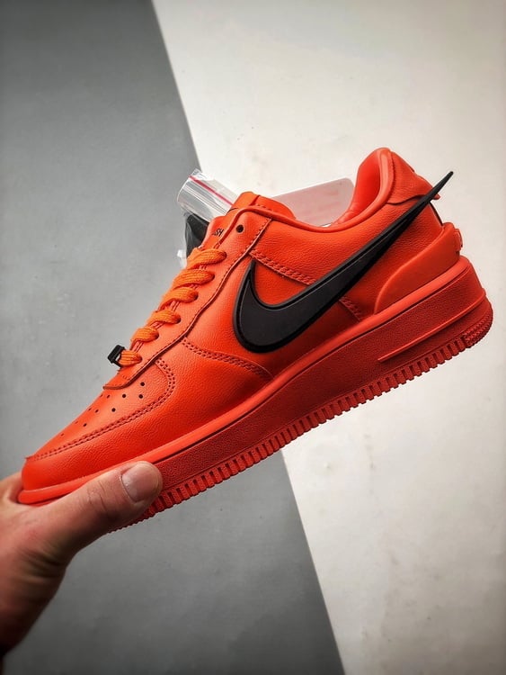 Ambush x Nike Air Force 1 Low SP Vermelho - Vista 5