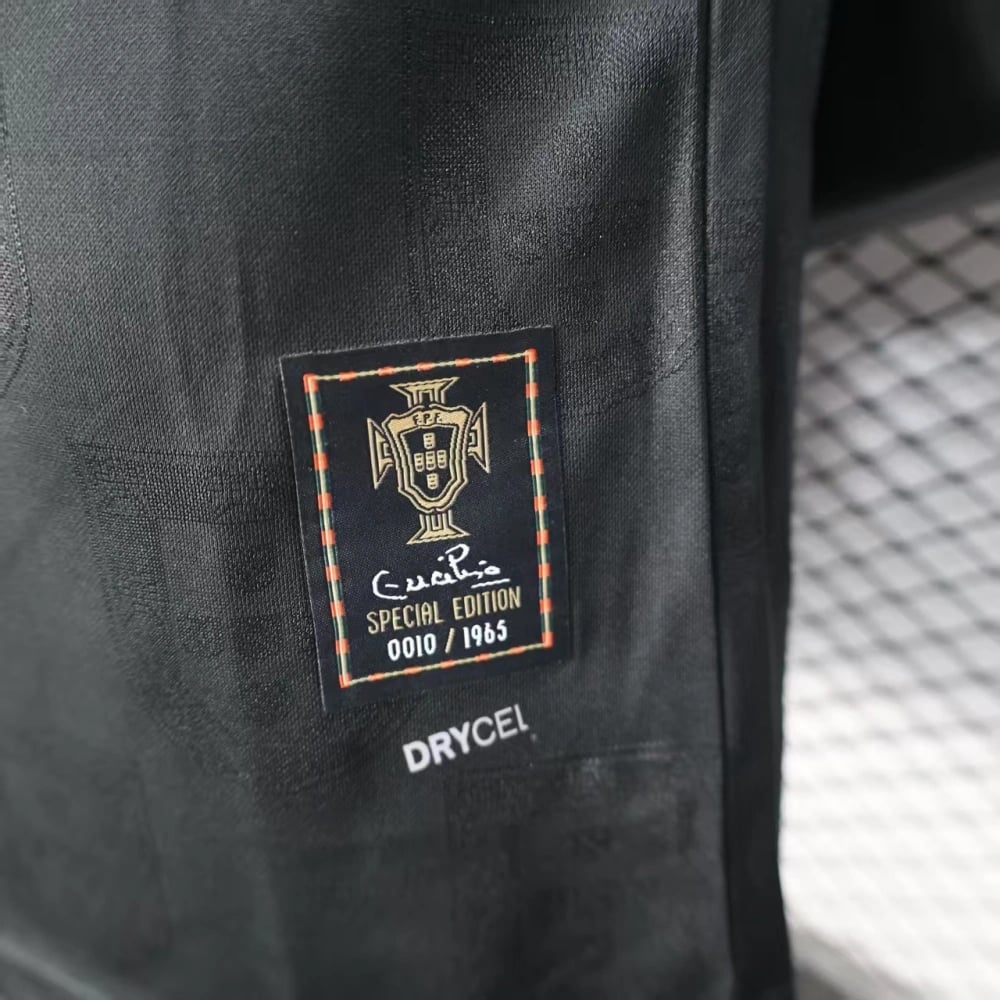 Camisola Portugal Edição Especial Pantera Negra versão jogador - Vista 6