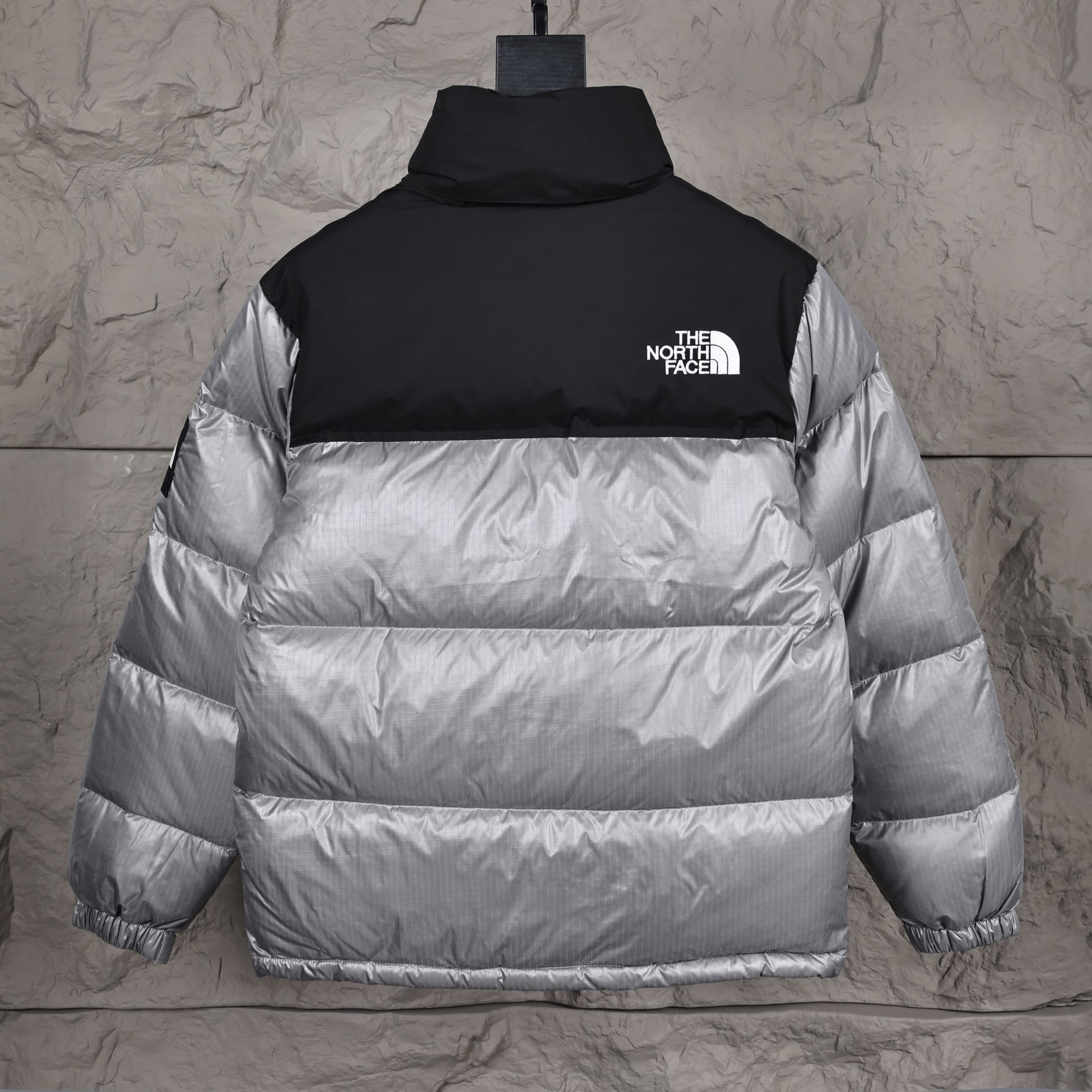 The North Face classic 700 cinza - Vista 2