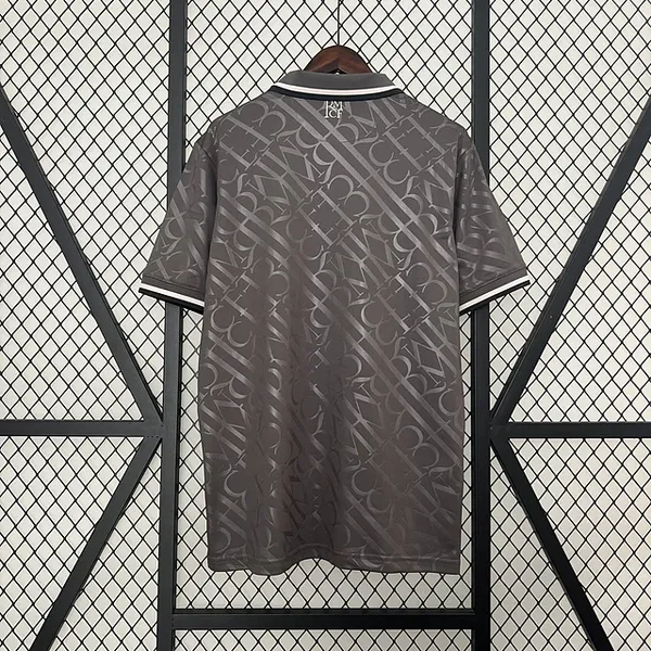 Camisola Real Madrid Terceira 2024/25 - Vista 3