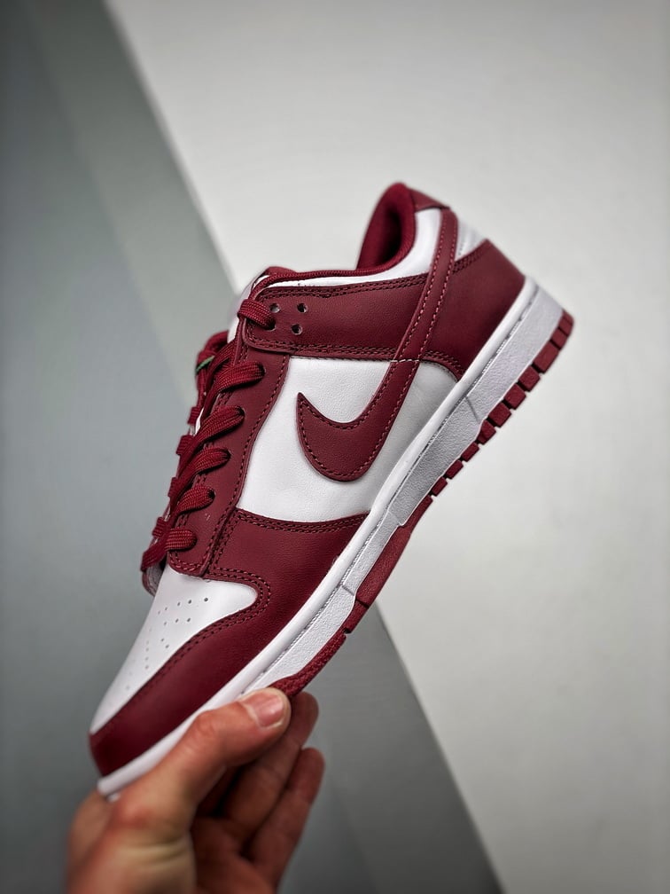 NK Dunk Low Team Red - Vista 2