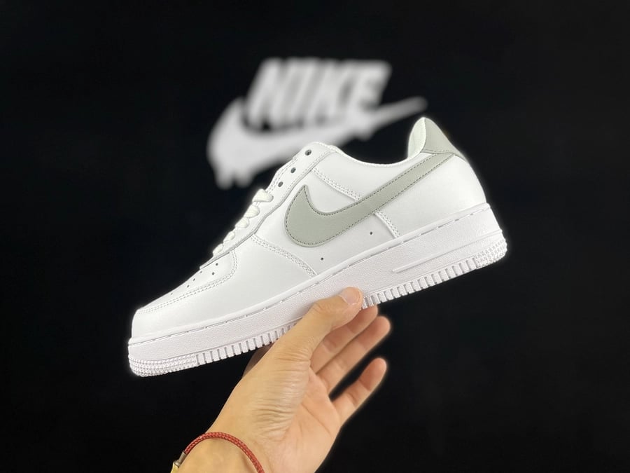 Air Force 1 Low Mini Swoosh Branco Cinza - Vista 2