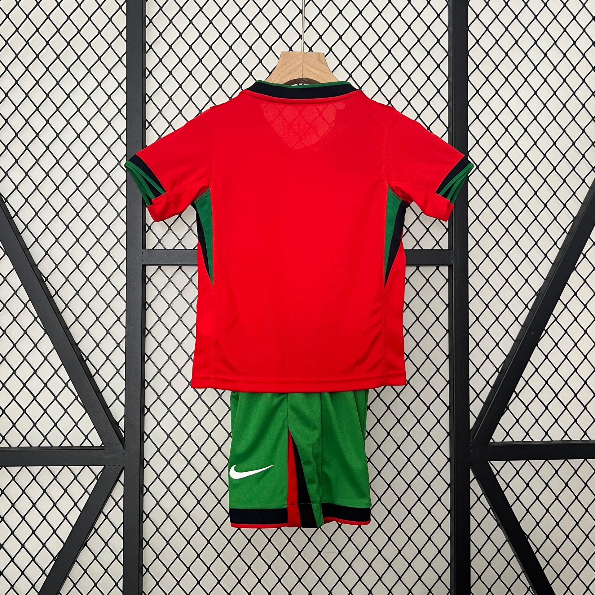 Camisola Principal Portugal 2024 Criança - Vista 2