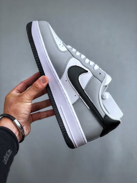 Air Force 1 Low Básico Cinza - Vista 2