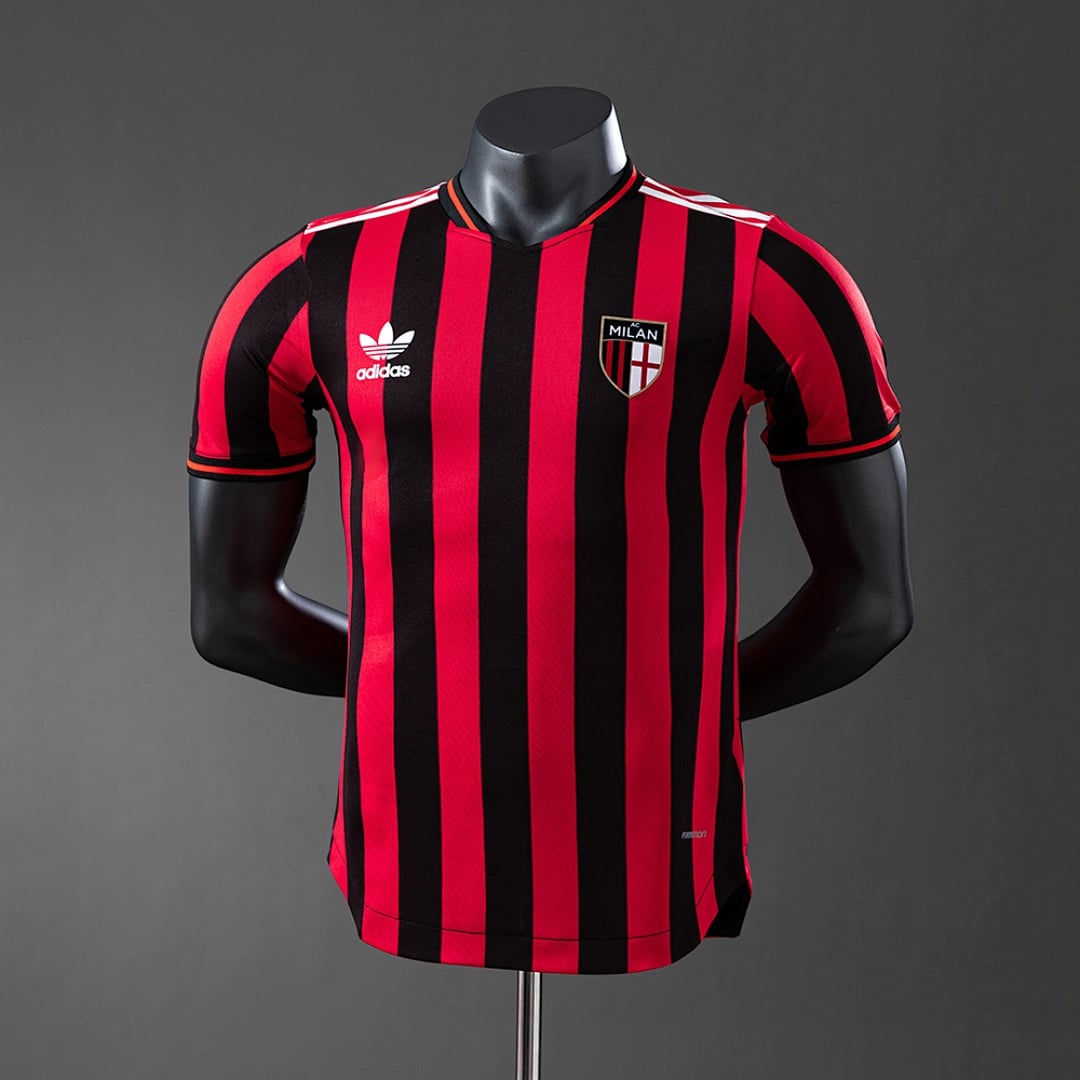 Camisola AC Milan 2024/2025 Edicao Especial (Retro, Versao Jogador) - Vista 1
