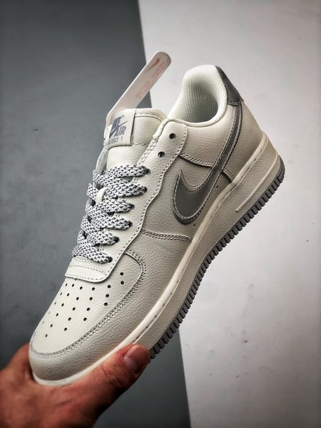 A-COLD-WALL* x Air Force 1 Low Creme e Cinzento - Vista 5