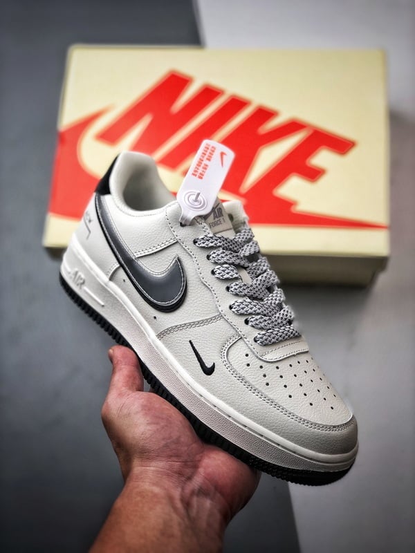 ACW x Air Force 1 Low Creme, Preto e Cinza - Vista 1