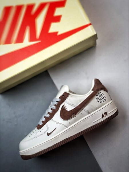 ASSC x Air Force 1 Low Branco e Marrom - Vista 8