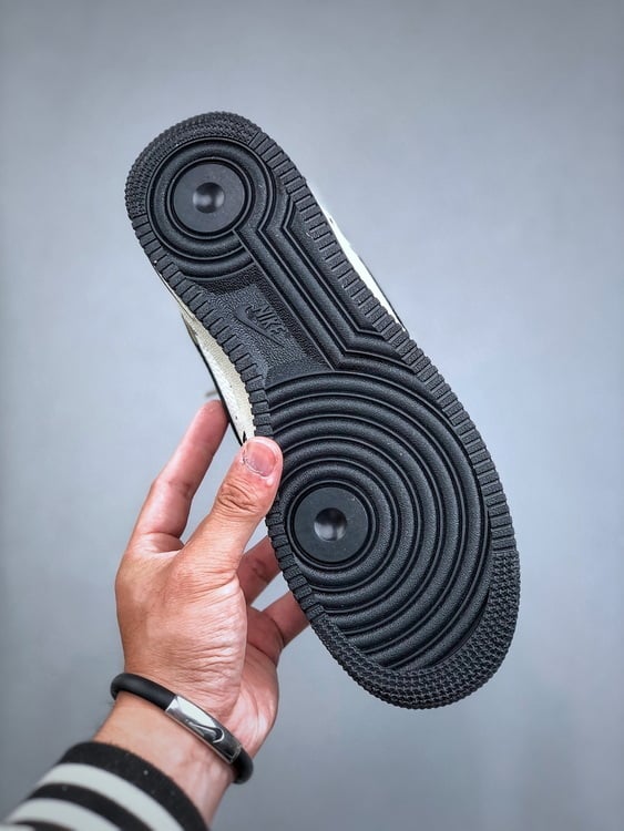 Air Force 1 '07 Low The North Face Couro Lichia Preto - Vista 3