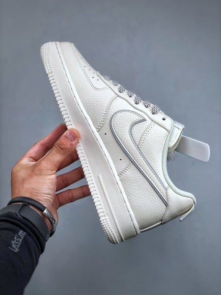 Air Force 1 '07 Low Cinza Prateado Estrelado - Vista 9