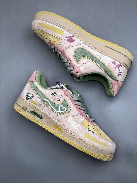 Air Force 1 '07 Low 'Pessegueiros' Edição Noite de Natal - Vista 2