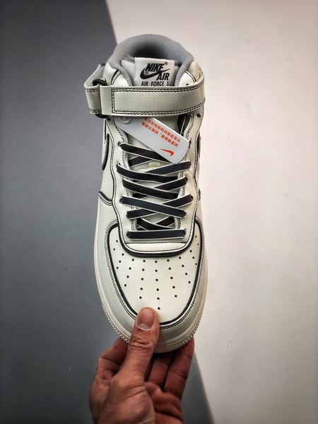 Air Force 107 Mid Bege e Preto - Vista 3