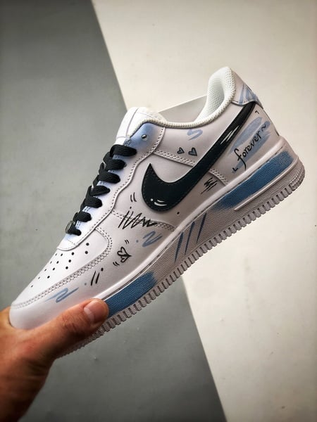 Air Force 1 '07 Low Qixi Limitado Branco, Preto e Azul - Vista 4