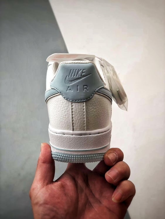 Air Force 1 Low 07 Ice Blue Stars - Vista 3