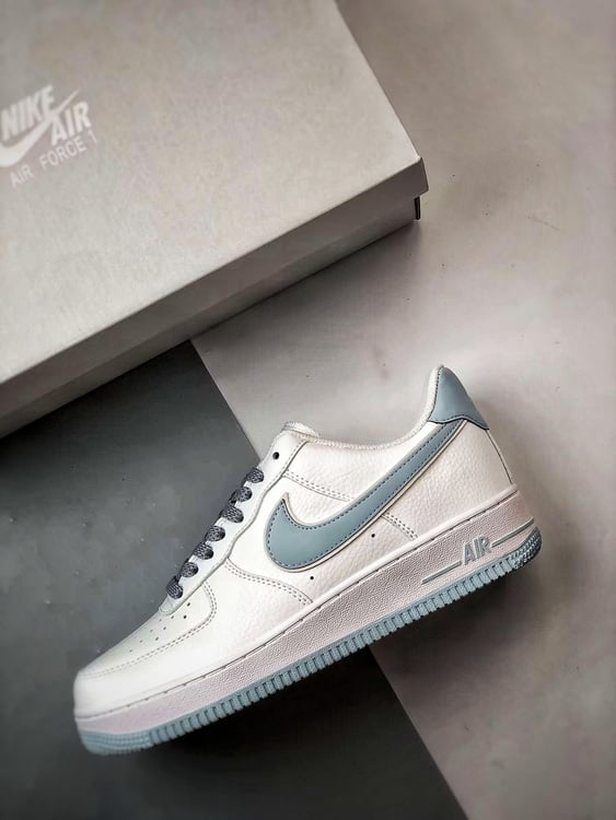 Air Force 1 Low 07 Ice Blue Stars - Vista 8