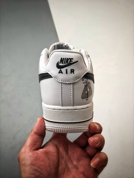 Air Force 1 '07 Low Chemical Graffiti Branco e Preto - Vista 4