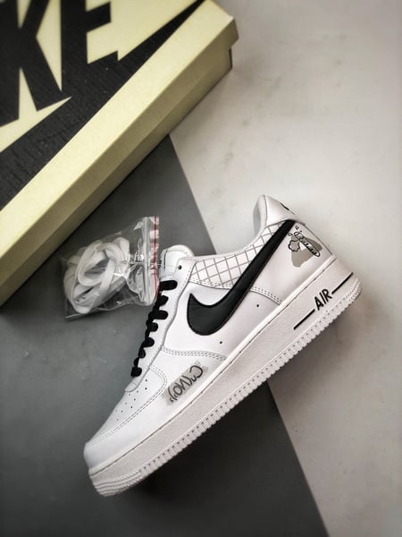 Air Force 1 '07 Low Chemical Graffiti Branco e Preto - Vista 8