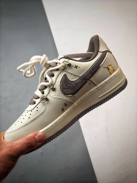 Air Force 1 '07 Low Capibara Mescla Branco e Marrom - Vista 5