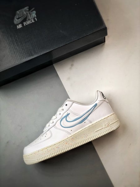 Air Force 1 '07 Low Quatro Cores Mandarin Duck Hook - Vista 8