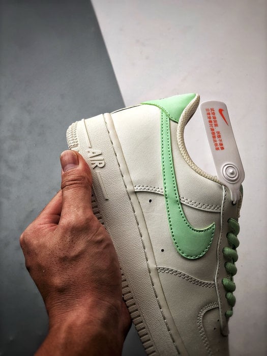 Air Force 1 '07 Low Off-White Verde Gramado - Vista 2