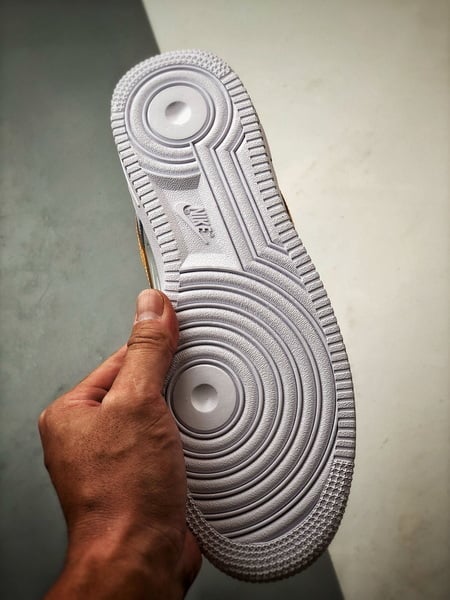 Air Force 1 '07 Low Urso Branco, Azul e Laranja - Vista 4