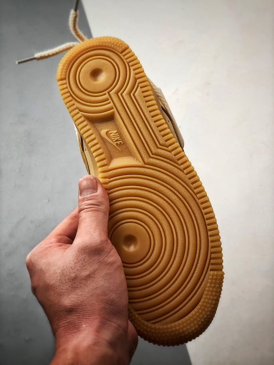 Air Force 1 '07 Low Trigo Desconstruído com Tiras - Vista 4