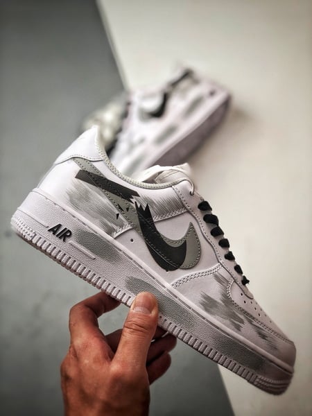 Air Force 1 '07 Low Hook Rutura Branco, Cinza e Preto - Vista 7