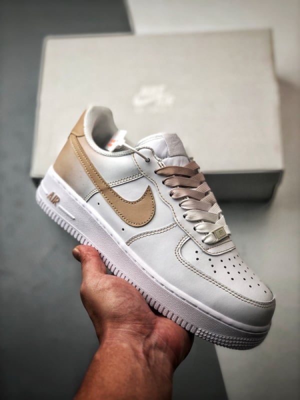 Air Force 1 '07 Low Gradiente Castanho e Branco