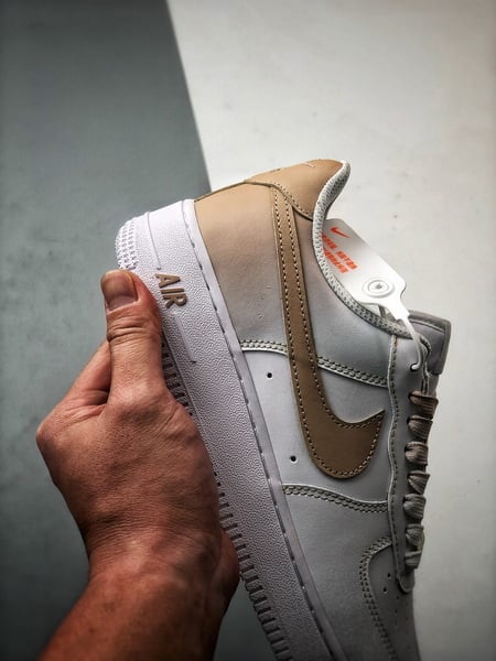 Air Force 1 '07 Low Gradiente Castanho e Branco - Vista 2