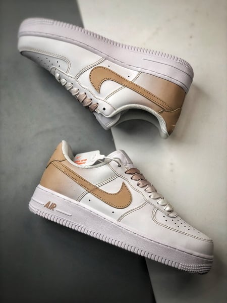 Air Force 1 '07 Low Gradiente Castanho e Branco - Vista 6