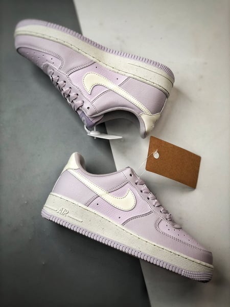 Air Force 1 '07 Low Lilás Claro - Vista 6