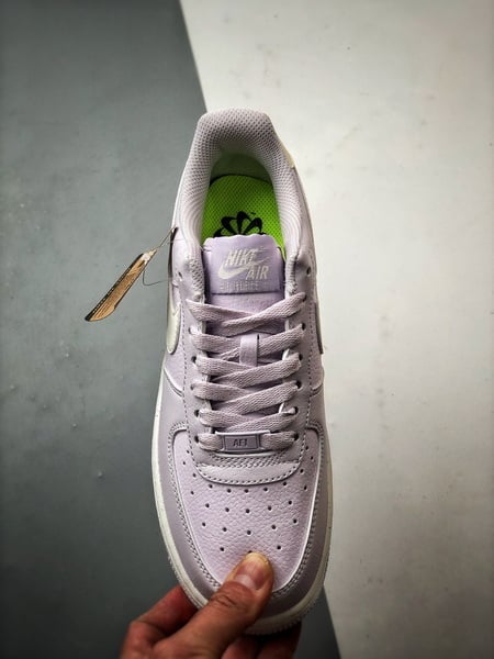 Air Force 1 '07 Low Lilás Claro - Vista 9