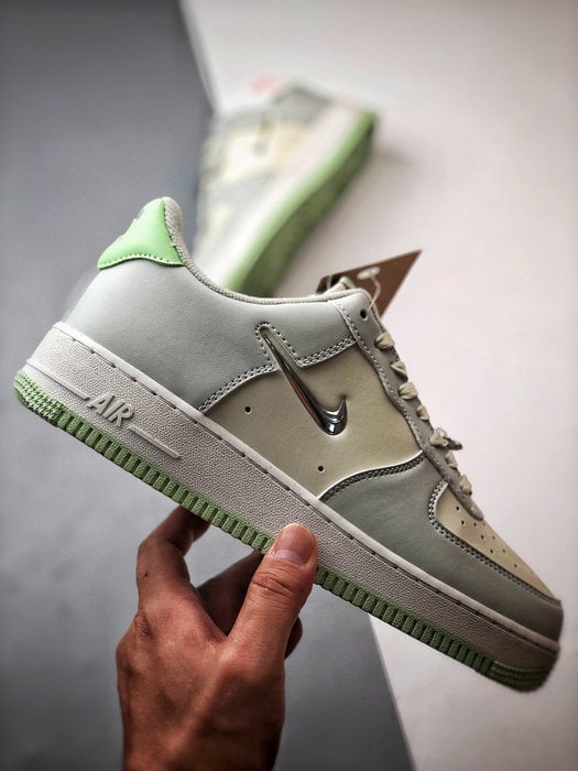 Air Force 1 '07 Low Cinzento Verde Metal Pequeno Gancho - Vista 7