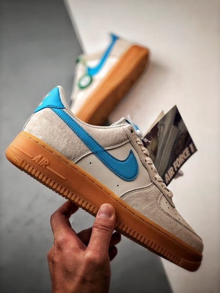 Air Force 1 '07 Low Cinza e Azul Sola Natural - Vista 7