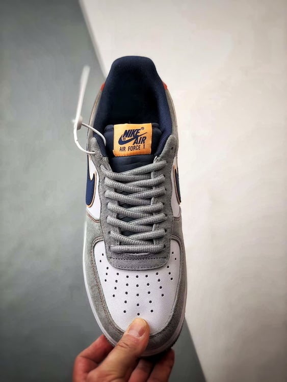 Air Force 1 '07 Low Camurça Cinza - Vista 9