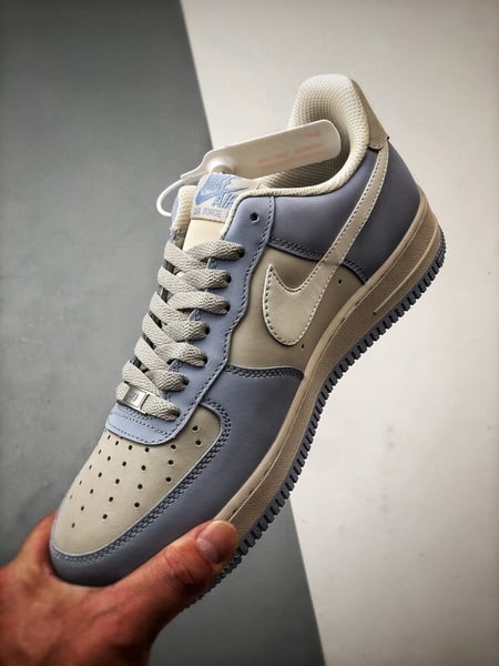 Air Force 1 '07 Low Cinzento e Azul - Vista 5