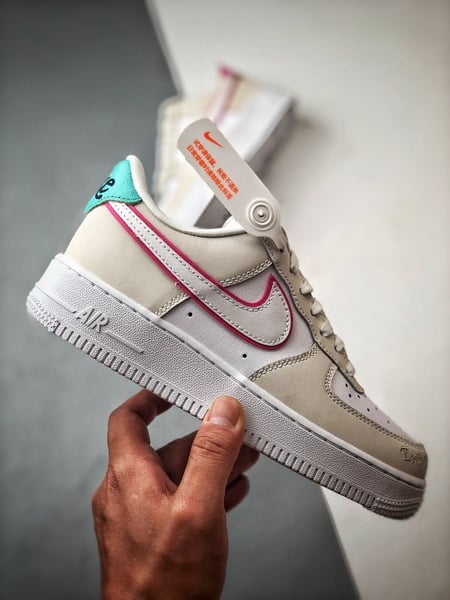 Air Force 1 '07 Low Branco, Cinza, Rosa e Verde - Vista 7