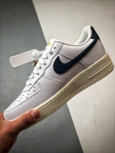 Air Force 1 '07 Low Branco e Preto - Vista 5