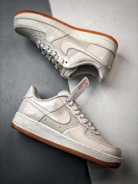 Air Force 1 '07 Low Bege e Cinzento - Vista 6