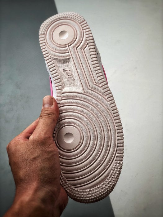 Air Force 1 '07 Low Rosa e Branco - Vista 4