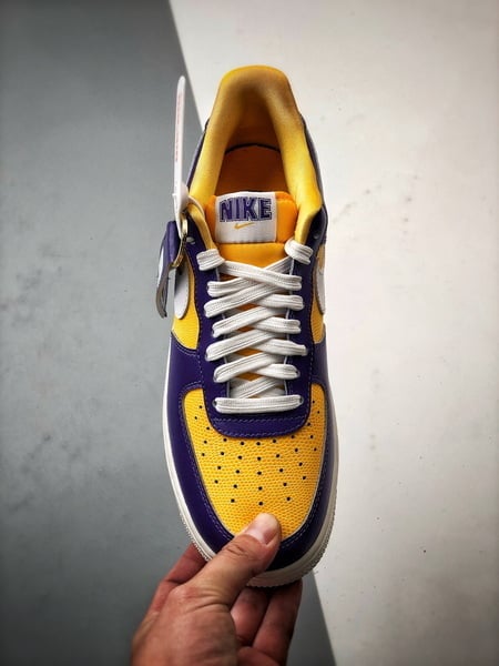 Air Force 1 '07 Low Roxo e Amarelo - Vista 9