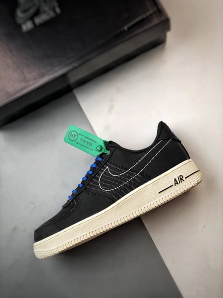 Air Force 1 '07 Low Tecido Preto e Branco - Vista 8