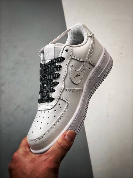 Air Force 1 '07 Low Arte Graffiti Branco e Vermelho - Vista 5