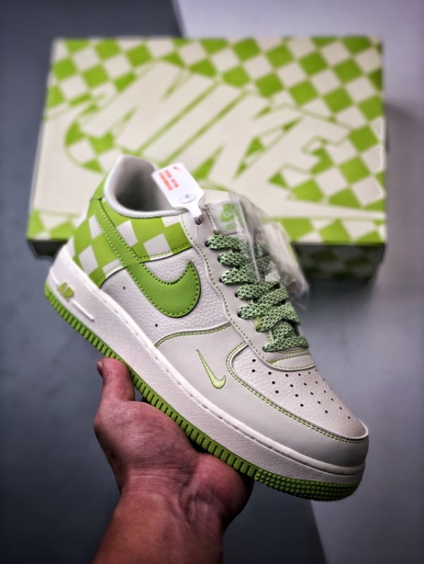 Air Force 1 '07 Low Verde Maçã Xadrez
